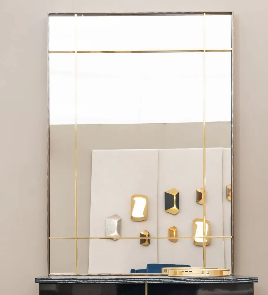 Hotel bedrooms - Sharp rectangular Full lenght Mirror in Polished Brass - DUISTT