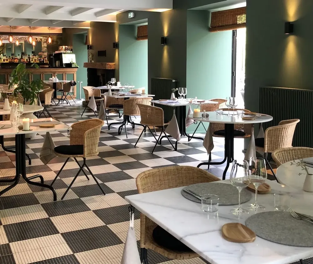 Chairs for hospitalities & contracts - Kakī armchair indoor | chairs - FEELGOOD DESIGNS