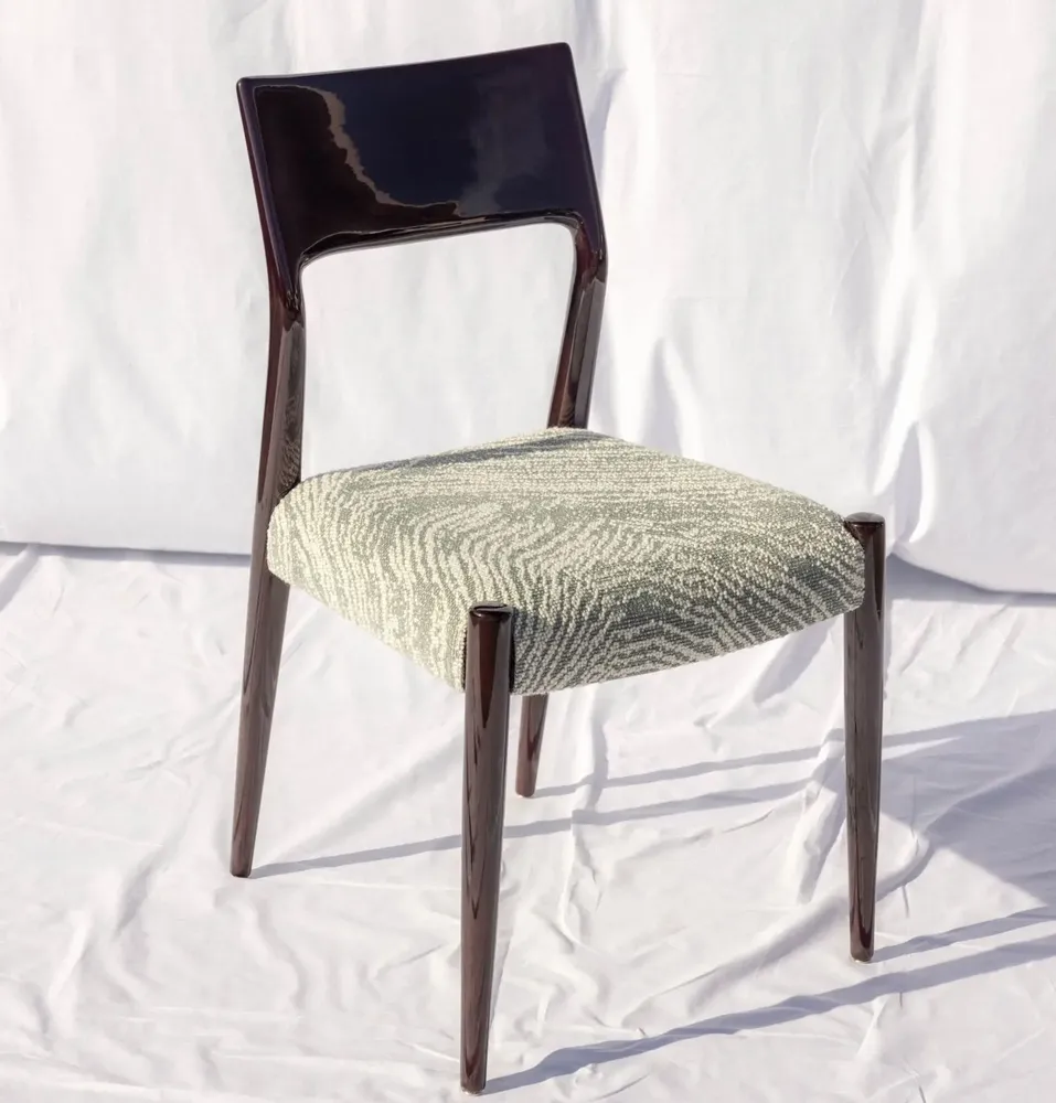 Chaises pour collectivités - Bossa Chaise en Bois d'Acajou - DUISTT