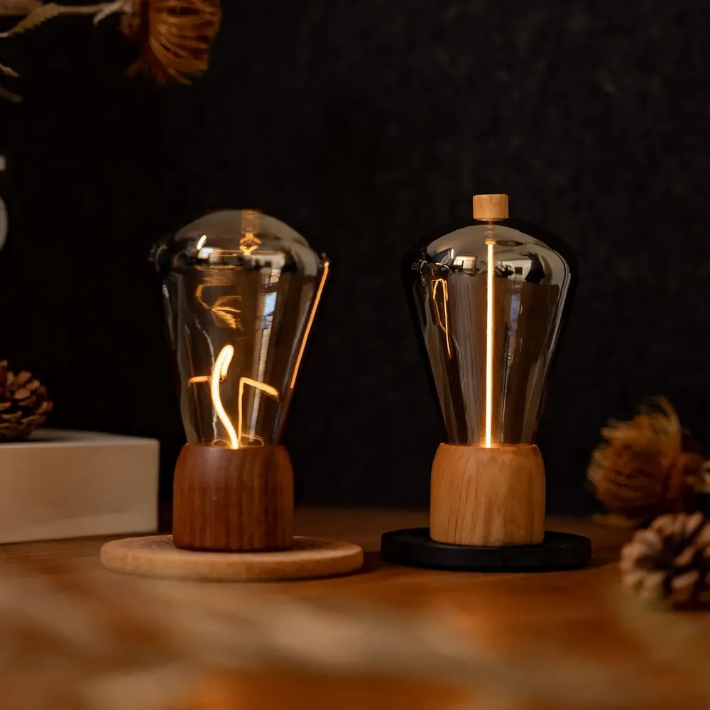 Lampes de bureau  - Bois de noyer naturel Opal Drift Light - GINGKO DESIGN