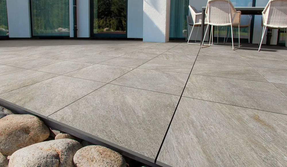 Outdoor floor coverings - Stone-effect porcelain stoneware, grey, non-slip, 60x120 cm - EREG1189 (Ceramishop.fr) - CERAMISHOP
