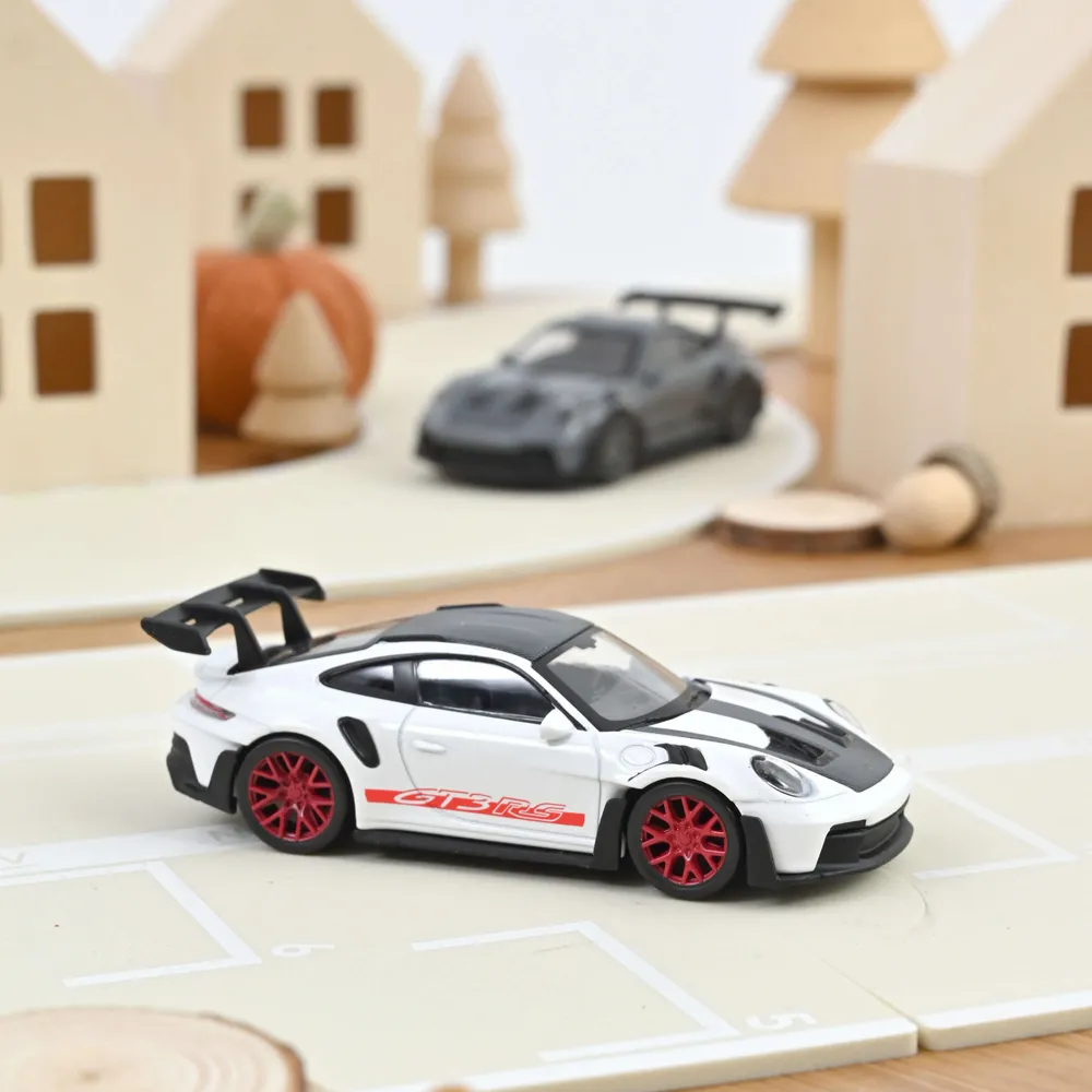Jouets enfants - Porsche 911 GT3 RS 2022 Blanc Pack Weissach jet-car 1/43 - NOREV