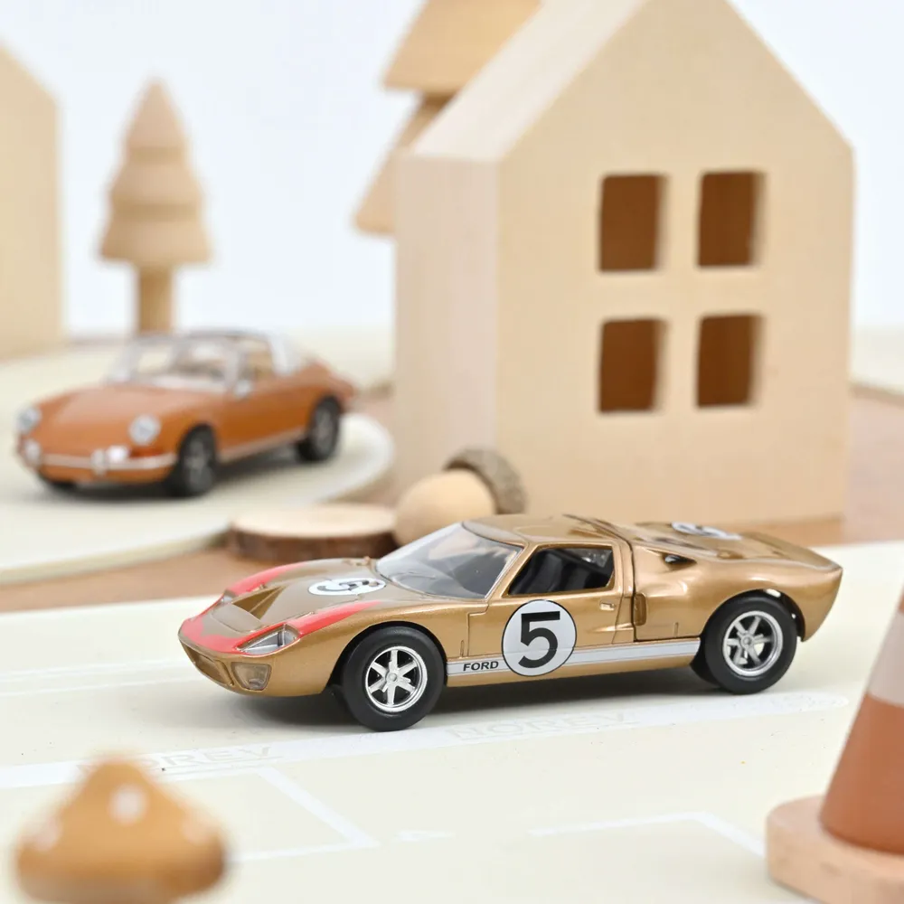 Jouets enfants - Ford GT40 1966 n°5 Jet-car 1/43 - NOREV