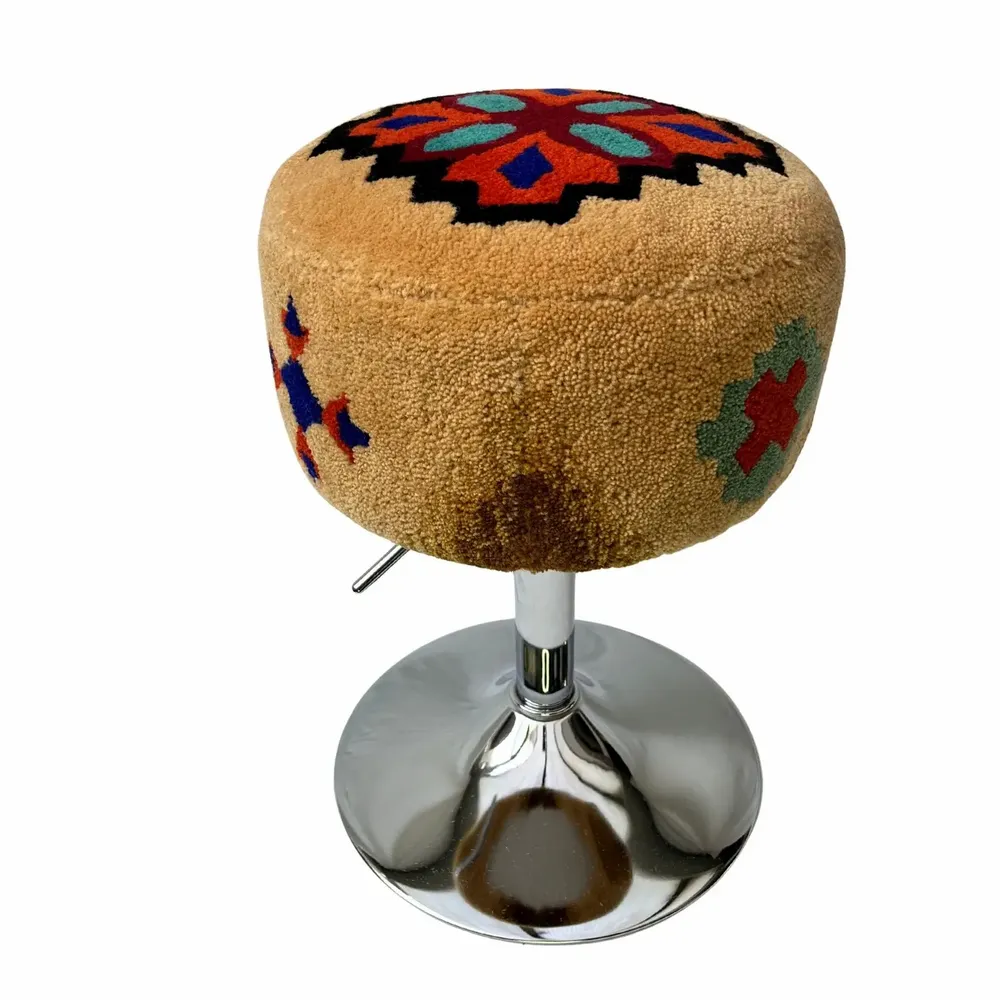 Design objects - Stool, wool and metal, Le Voyageur, unique piece. - ATELIER SAGRADO