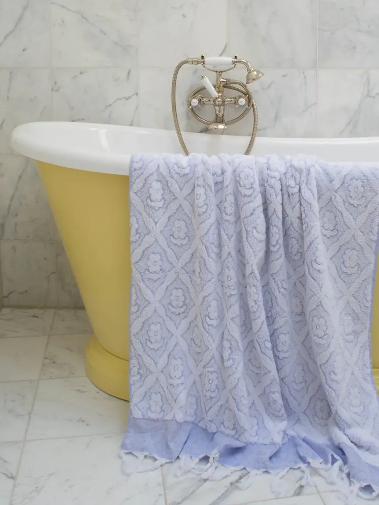 Hotel bedrooms - towel lavender - OTTOMANIA