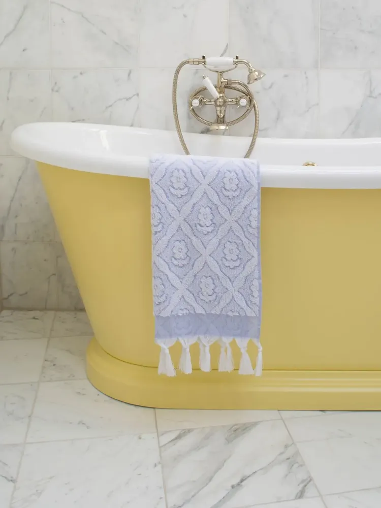 Hotel bedrooms - towel lavender - OTTOMANIA