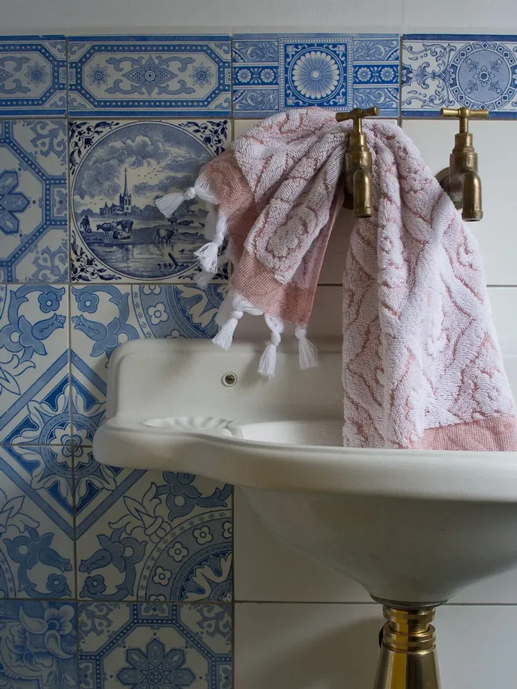 Chambres d'hôtels - serviette cuivre - OTTOMANIA