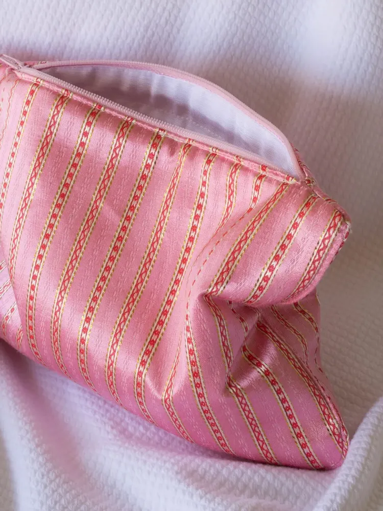 Bath towels - toiletry bag, pink with red and gold stripes - OTTOMANIA