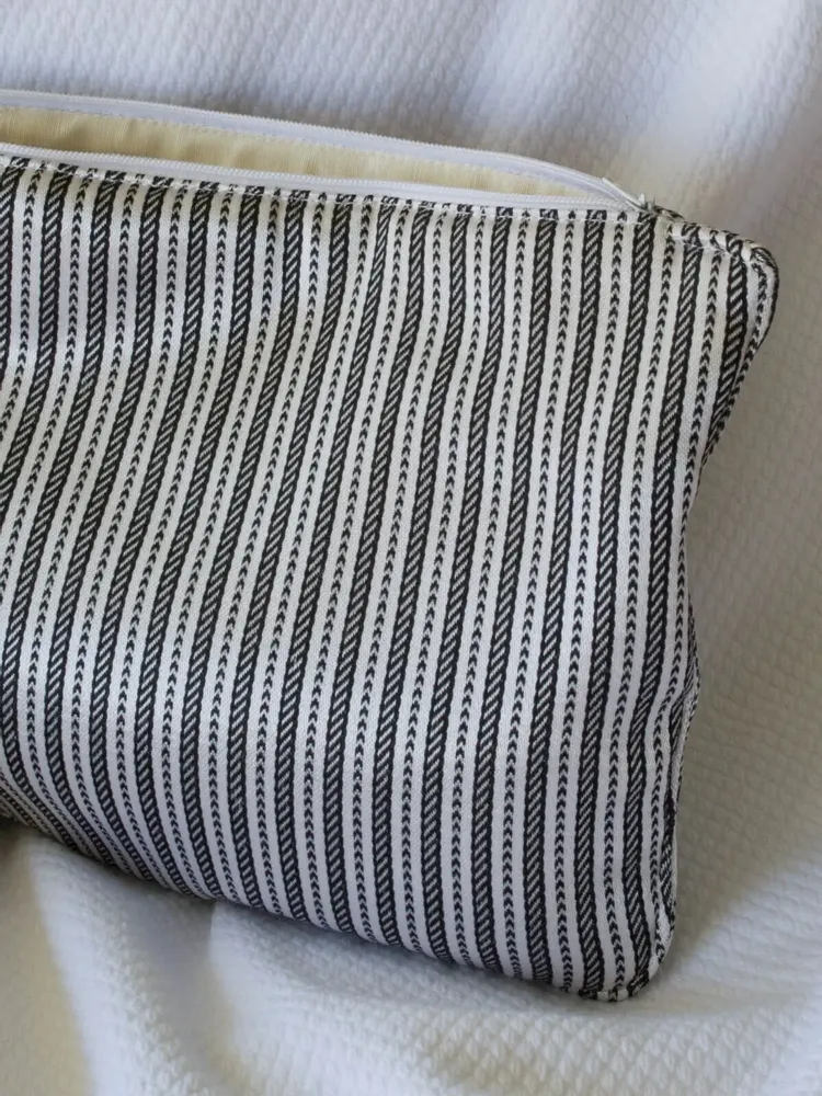 Bath towels - toiletry bag, white and black striped - OTTOMANIA