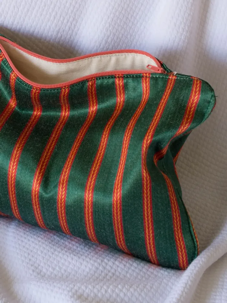 Bath towels - toiletry bag, green with red stripes - OTTOMANIA