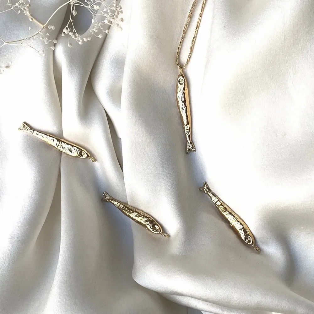 Jewelry - Gold plated fish necklace - Ablette Medium - SOPHIE DESCHAMPS BIJOUX