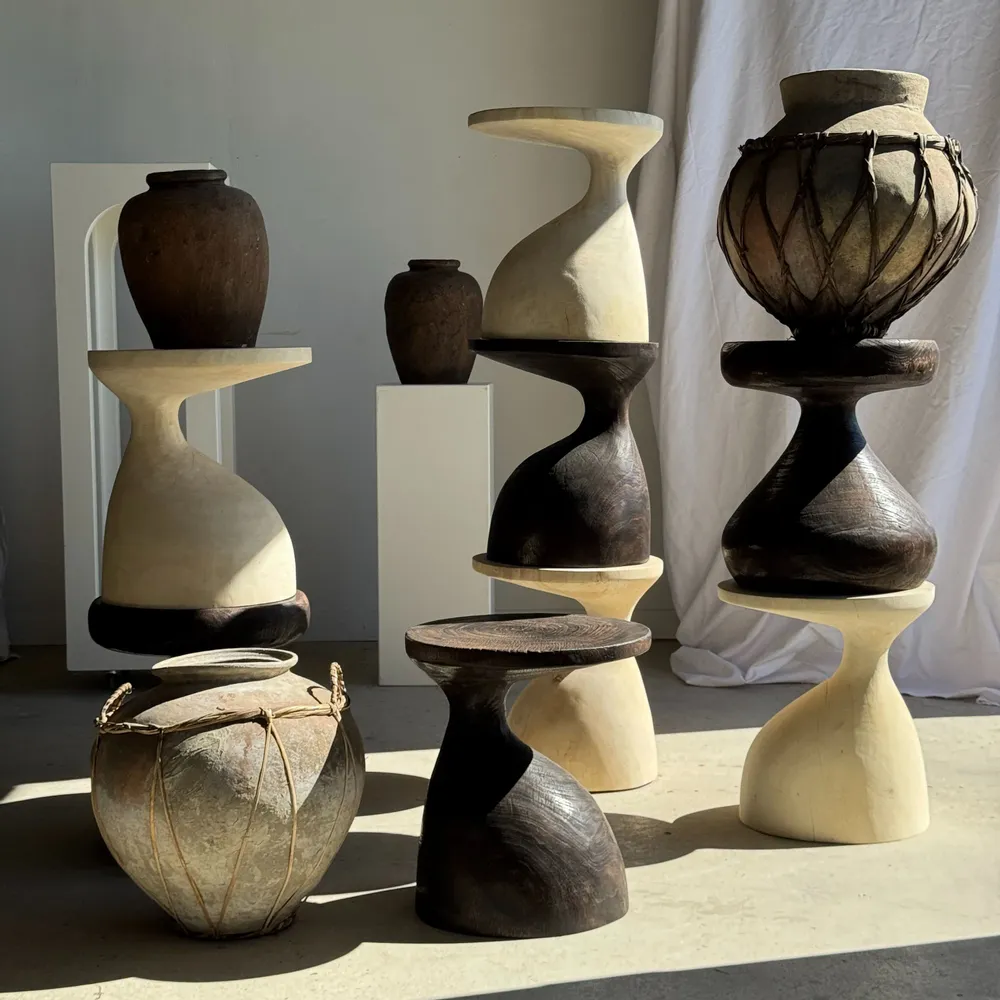 Tables basses - Sexy Neck - Bout de canapé en bois massif (monoxyle) blanc - OFFICE OBJETS