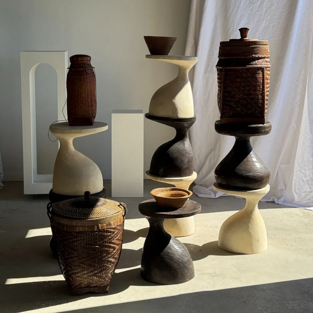 Coffee tables - Sexy Neck - Brown Solid Wood End Table (Monoxyl) - OFFICE OBJETS