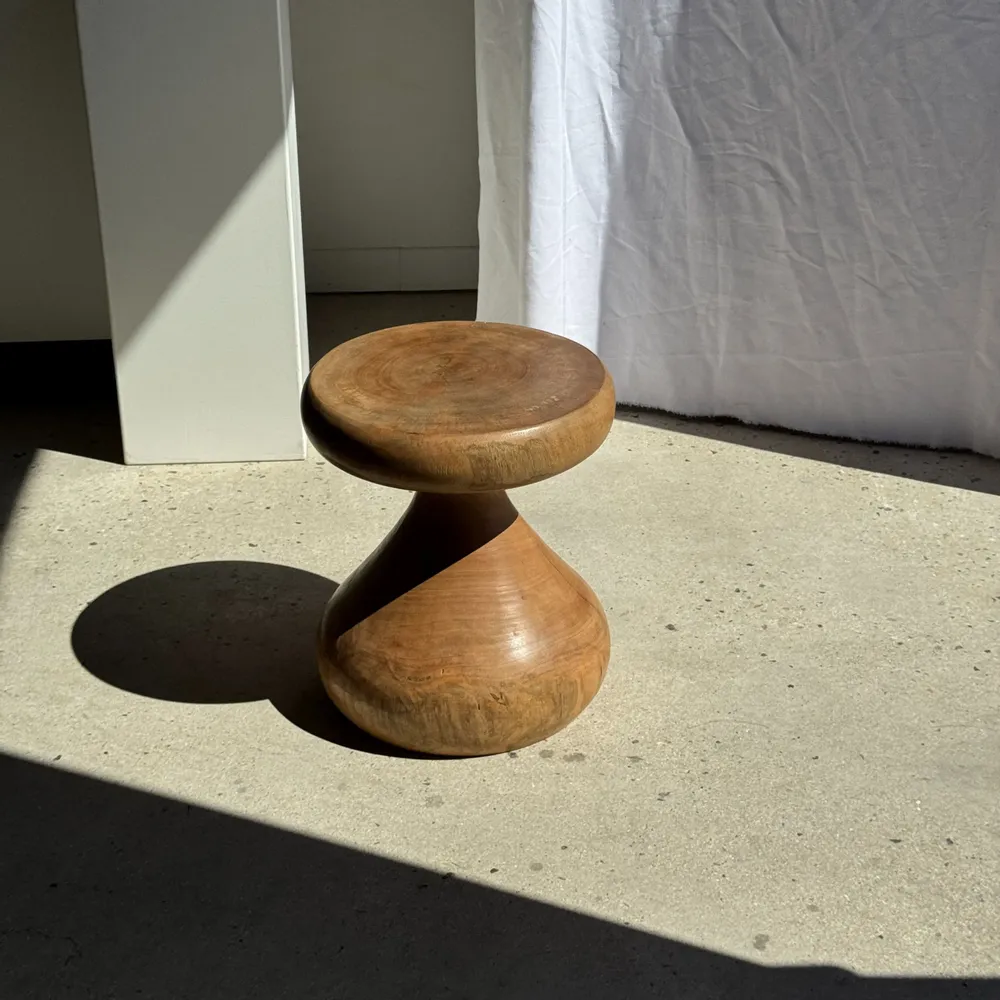 Tables basses - Pawn Natural - Tabouret, table d'appoint en forme de pion naturel - OFFICE OBJETS