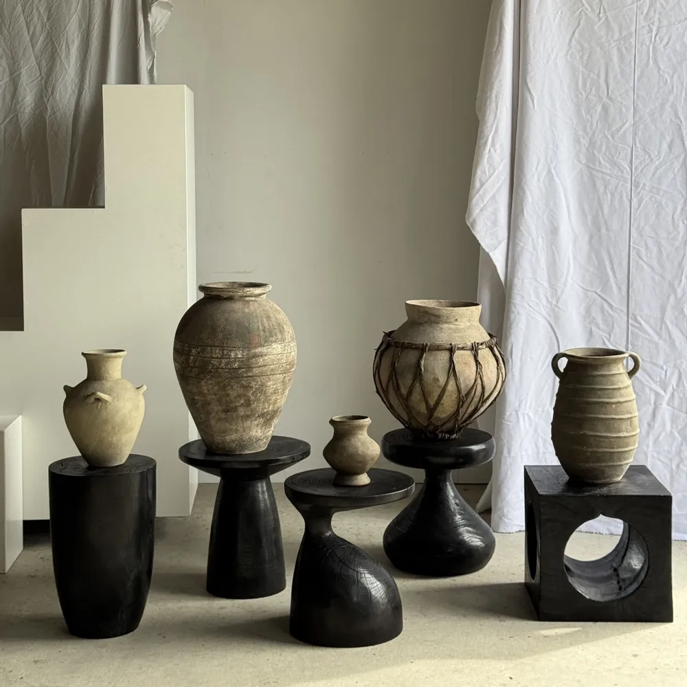 Coffee tables - Pawn Black - Black Pawn Stool, Side Table - OFFICE OBJETS