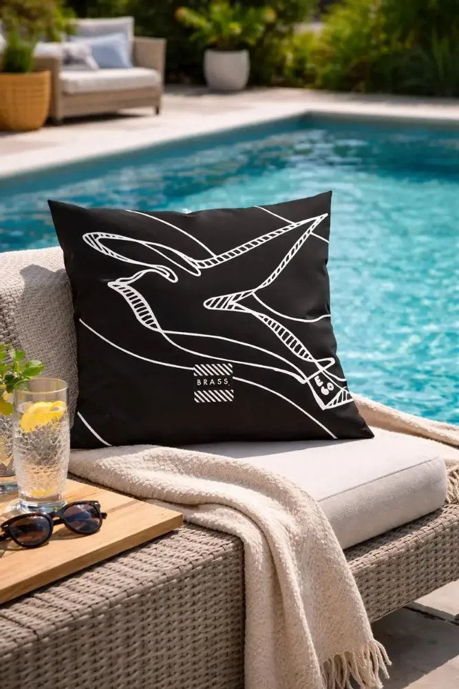 Tissus pour extérieurs - Housse de coussin outdoor Black Colombes 45 x 45 - Design by BRASS - ARTDECORIS