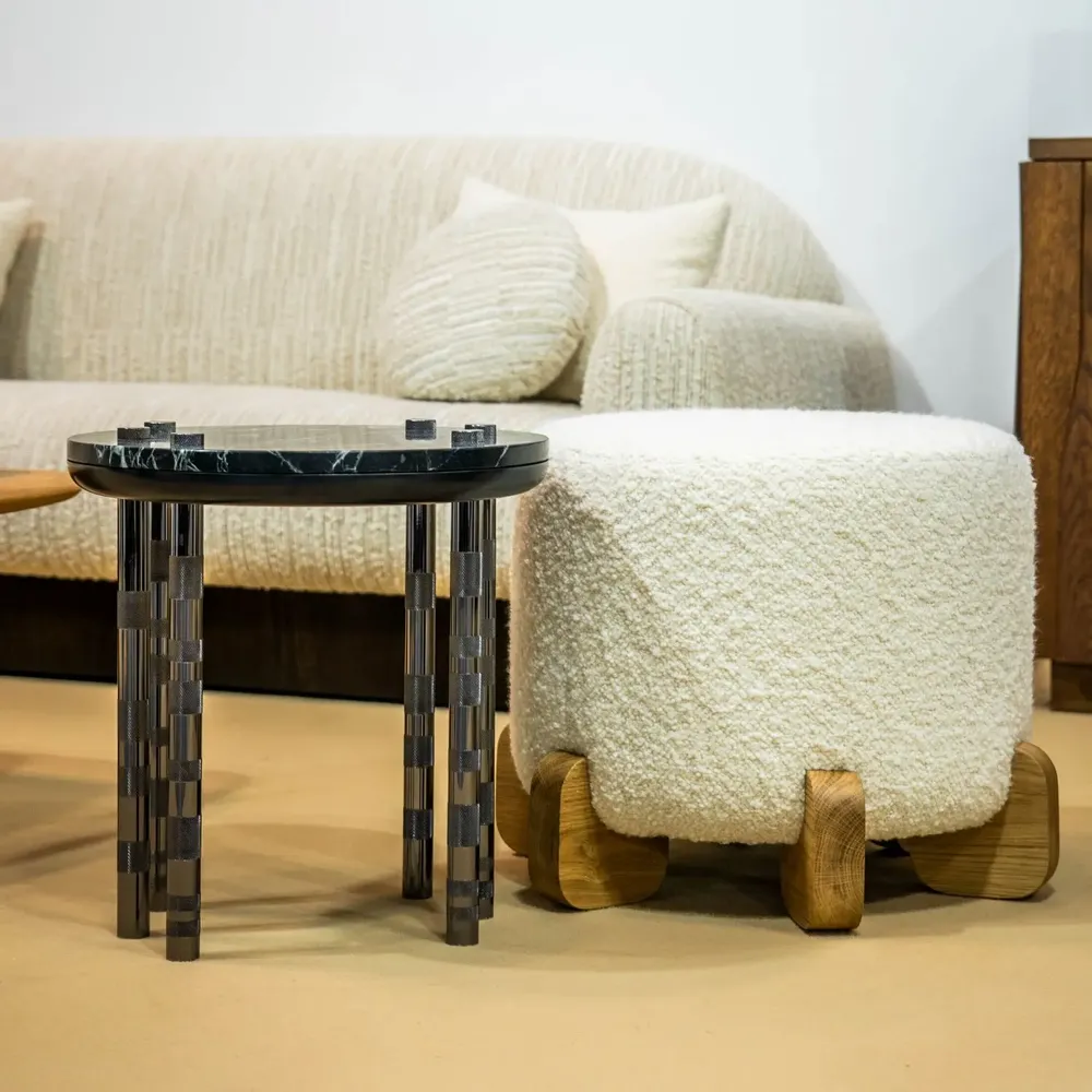 Tabourets pour collectivités - Ipanema Pouf design contemporain pied bois massi, tissu, option COM - DUISTT