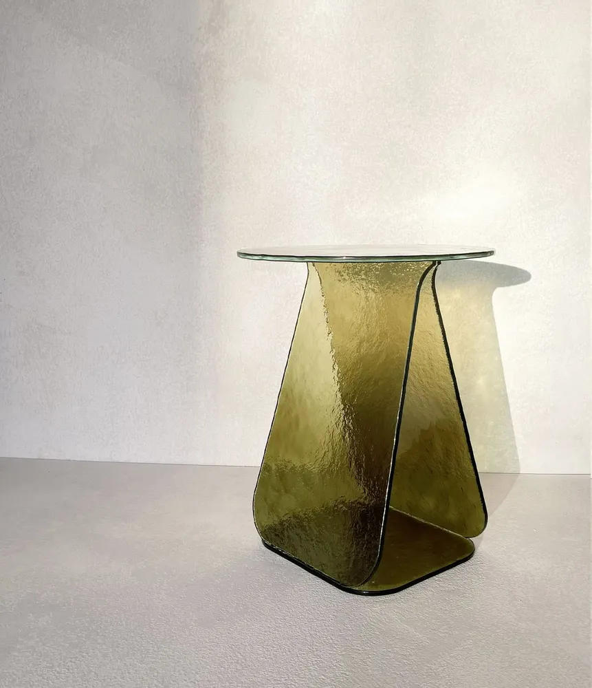 Decorative objects - YOUMY round glass table - MADEMOISELLE JO