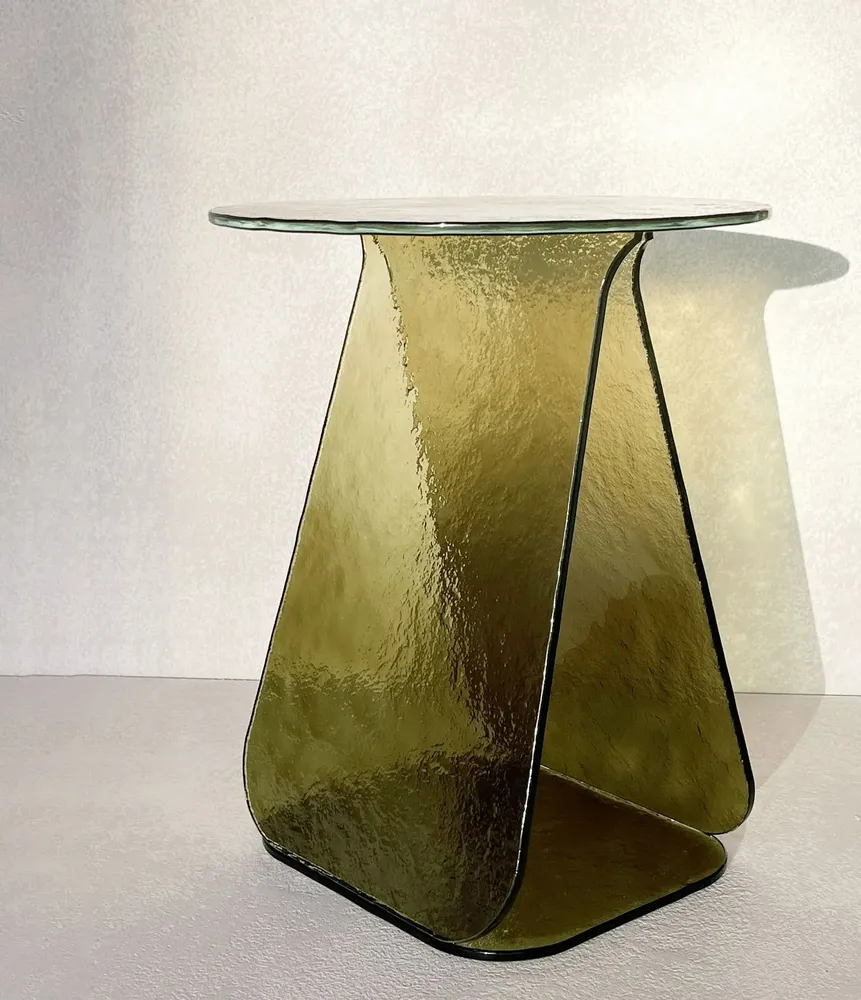 Decorative objects - YOUMY round glass table - MADEMOISELLE JO