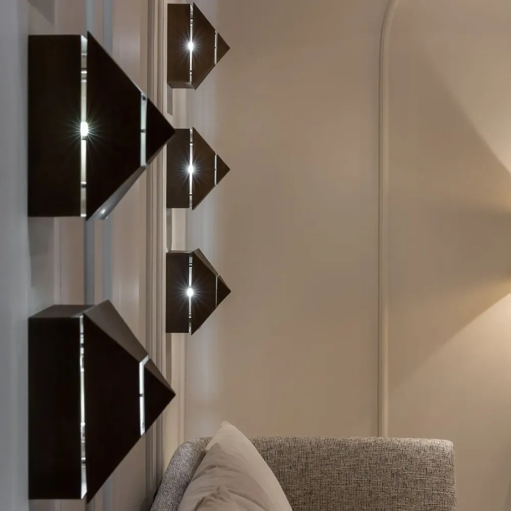 Wall lamps - Stud Wall Sconce, geometric wall light, brass dark bronze - DUISTT
