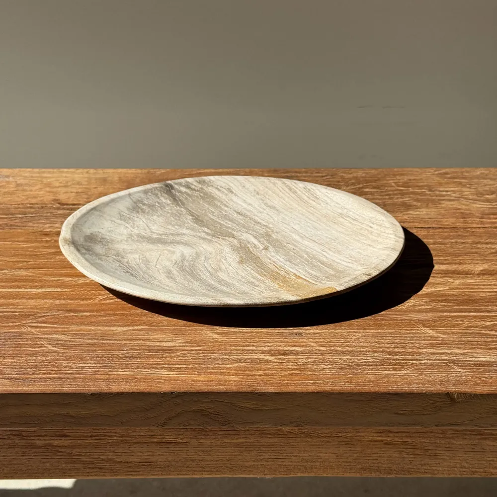 Unique pieces - Empty pocket, dish or circular plate in light beige petrified wood - OFFICE OBJETS