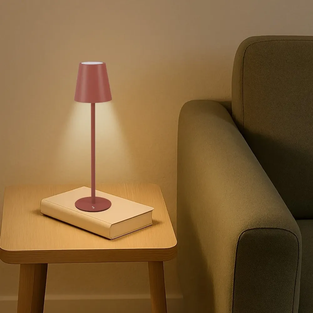 Lampes à poser - BEPER P207ILI204 Lampe de table rechargeable, lumière LED sans fil, intensité réglable, USB inclus - Portable pour le bureau, la table de nuit ou l'ex - BEPER SRL