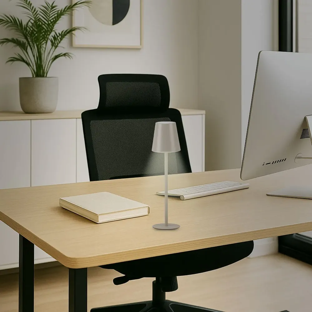 Lampes à poser - BEPER P207ILI205 Lampe de table rechargeable, lumière LED sans fil, intensité réglable, USB inclus - Portable pour le bureau, la table de nuit ou l'ex - BEPER SRL