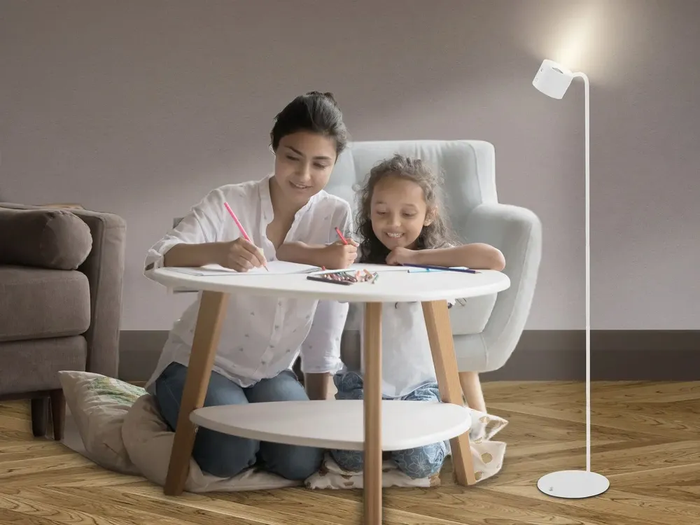 Lampes à poser - BEPER P201UTP305 Lumì lampe de sol et de table rechargeable, Hauteur réglable, Accessoire mural, Câble USB inclus, Tactile, Blanc - BEPER SRL
