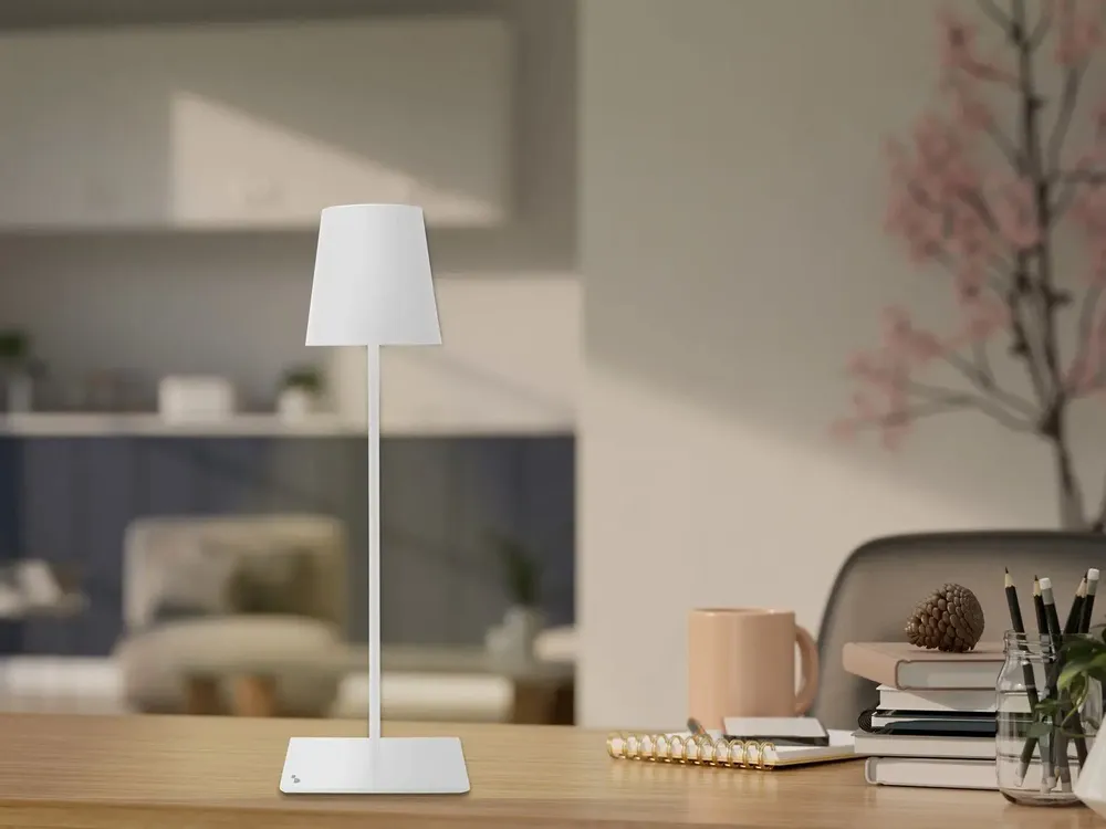 Lampes à poser - BEPER P201UTP404 Lampadaire XL à hauteur réglable, lampe rechargeable par câble USB type-C, 3 nuances de lumière, Blanc - BEPER SRL