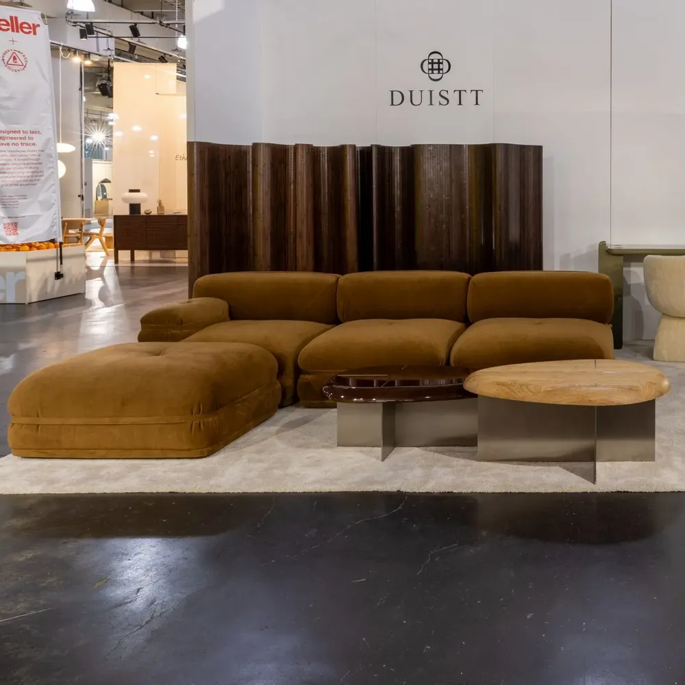 Sofas for hospitalities & contracts - Banda Modular Sofa in Mohair Velvet - DUISTT