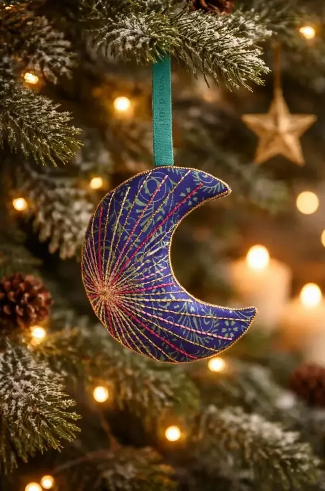 Guirlandes et boules de Noël - Décoration intemporelle en forme de croissant de lune réalisée à parti - I WAS A SARI
