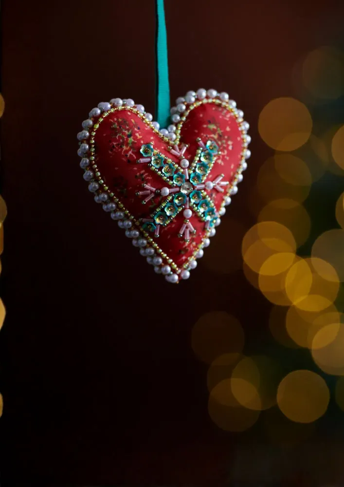 Guirlandes et boules de Noël - Décoration en forme de cœur en forme de cœur fabriquée à partir de sar - I WAS A SARI