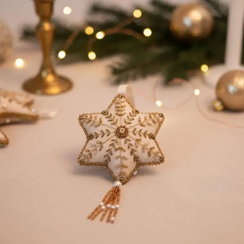 Guirlandes et boules de Noël - Décoration de Noël en forme de flocon de neige en or étincelante fabri - I WAS A SARI