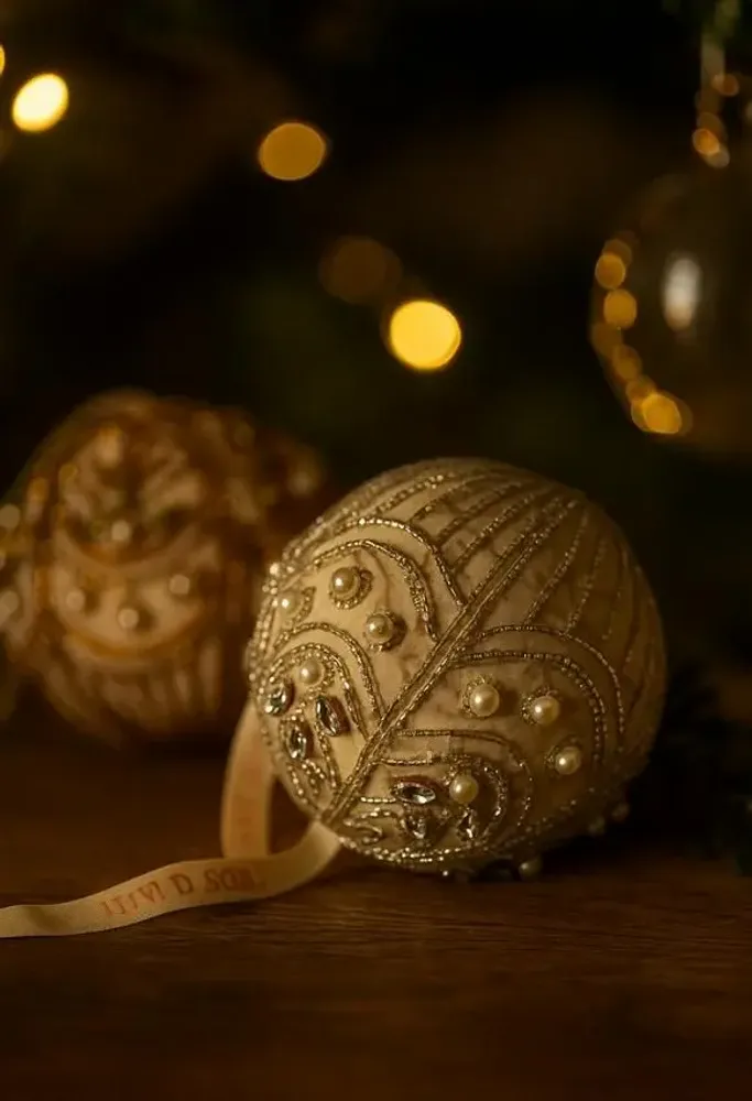 Guirlandes et boules de Noël - Boule de Noël en or scintillante fabriquée à la main - I WAS A SARI