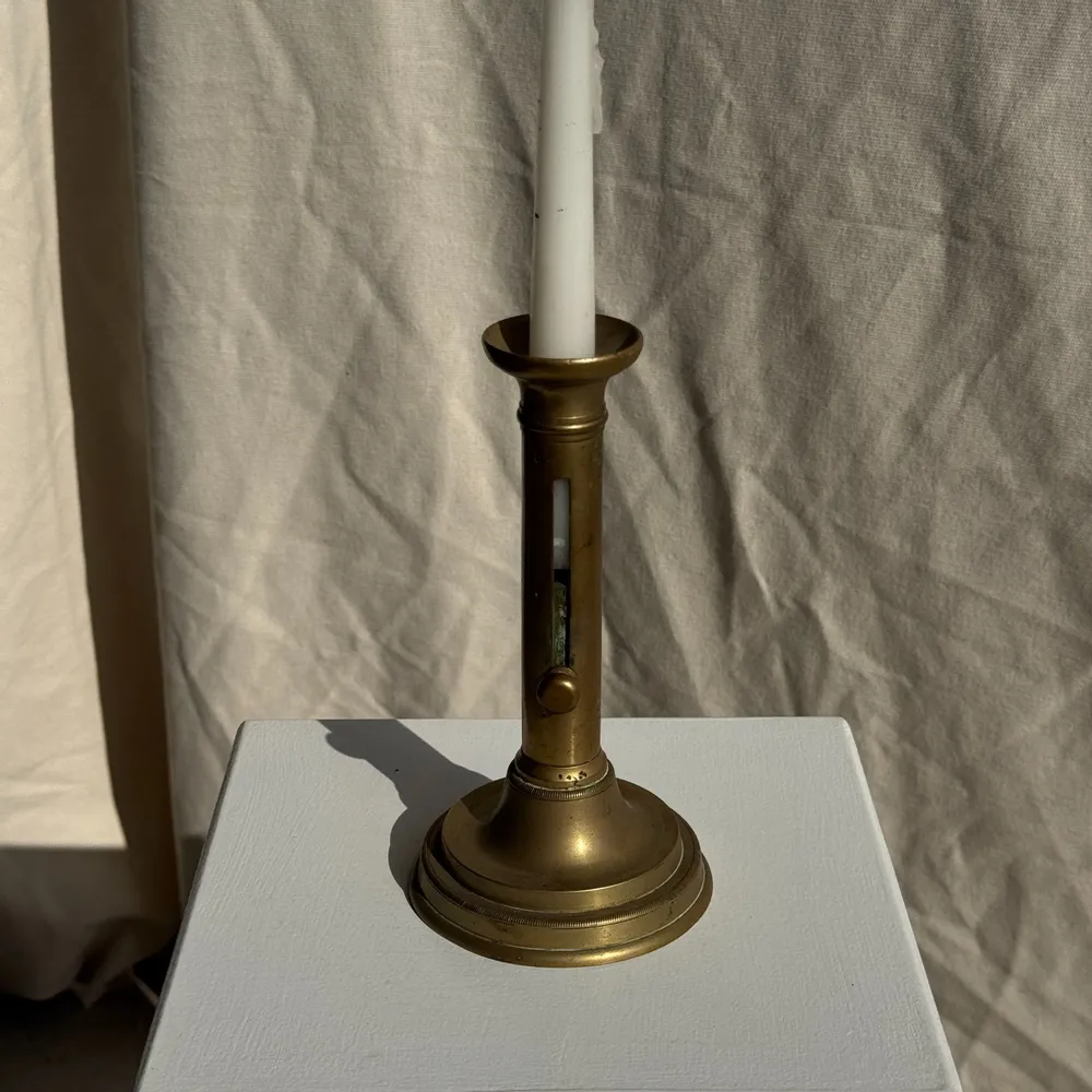Candlesticks and candle holders - Large adjustable gold brass candle holder H16 D8 - OFFICE OBJETS