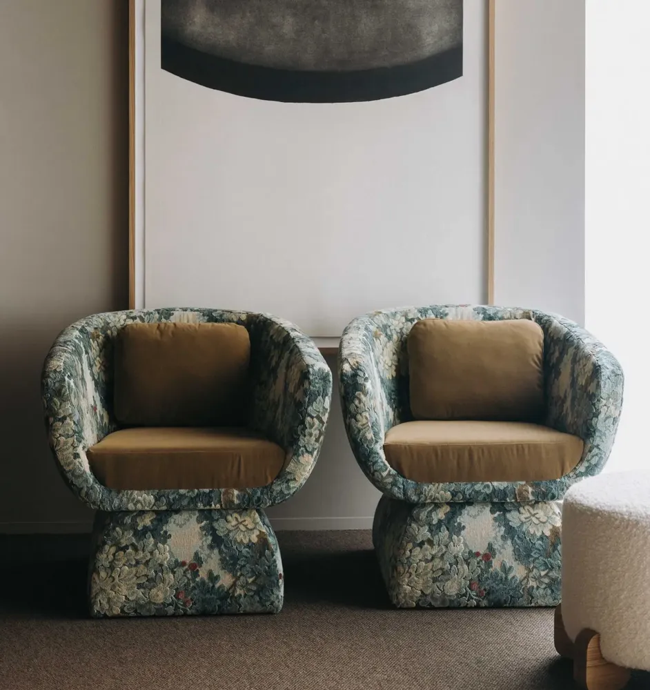 Lounge chairs for hospitalities & contracts - Oscar lounge armchair, fabric Bouclé, COM and swivel option, Portugal - DUISTT