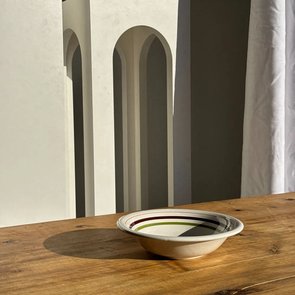 Platter and bowls - Small white Italy earthenware salad bowl with brown green orange borde - OFFICE OBJETS