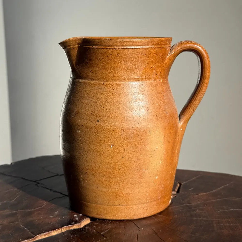Carafes - Large stoneware jug marked with pencil on the bottom H20 D11 - OFFICE OBJETS