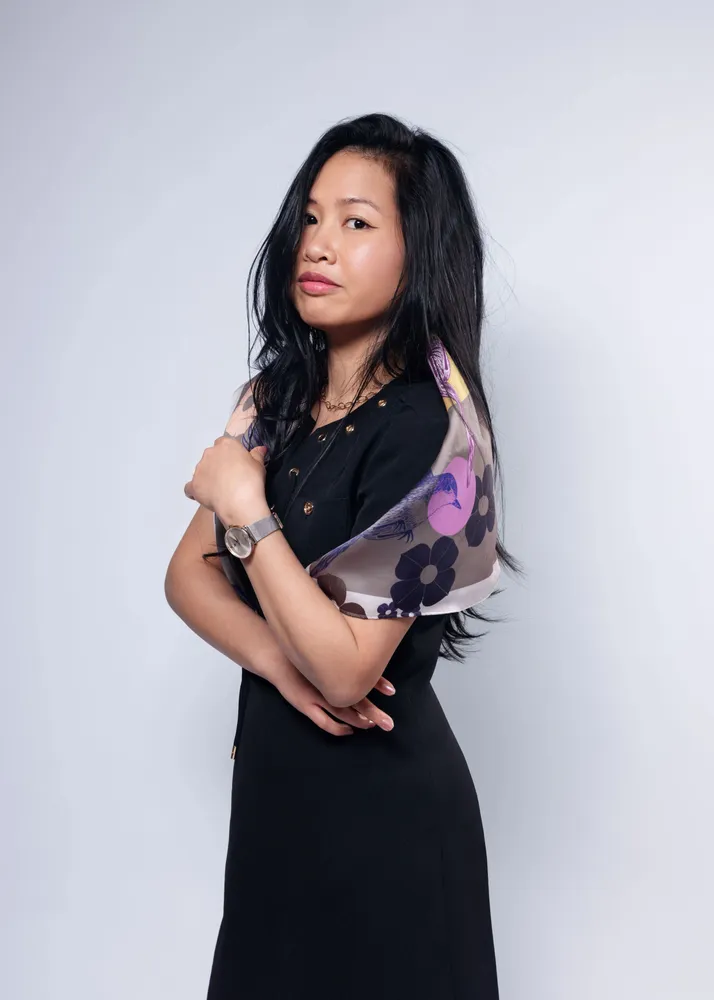 Foulards et écharpes - oiseau gorge rouge - KOUNTHEA RETH