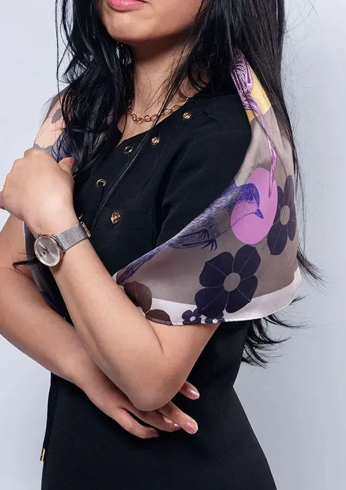 Foulards et écharpes - oiseau gorge rouge - KOUNTHEA RETH