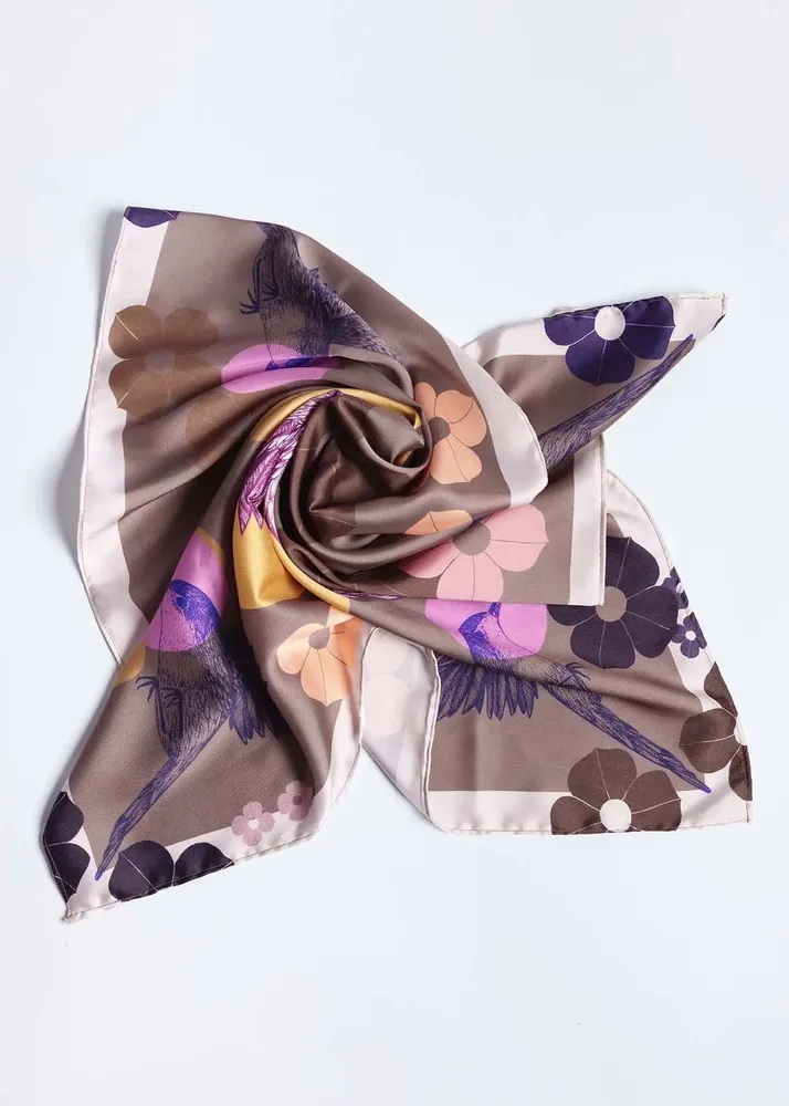 Foulards et écharpes - oiseau gorge rouge - KOUNTHEA RETH