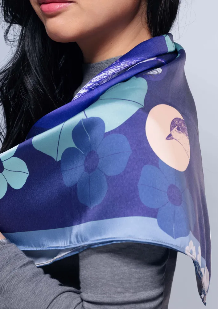 Foulards et écharpes - oiseau gorge rouge - KOUNTHEA RETH