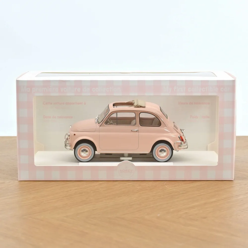 Cadeaux - Fiat 500 L 1968 Rose cadeau de naissance 1/18 - NOREV