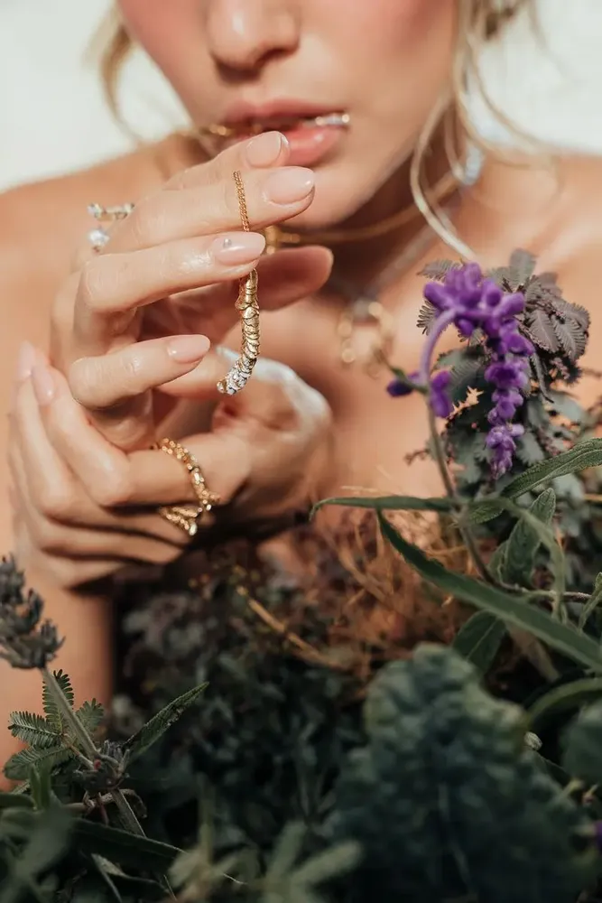 Bijoux - Collier avec nœud lavande - CÂPÂ JEWERLY