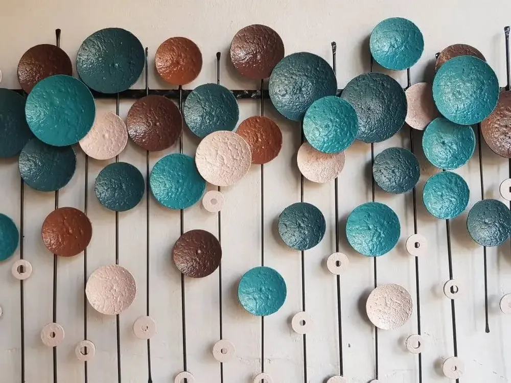 Autres décorations murales - Rain of Orbs : décoration murale faite à la main en métal et en couche - SARMAL DESIGN