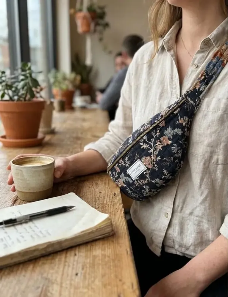 Bags and totes - Quilted shoulder bag made from upcycled saris - I WAS A SARI