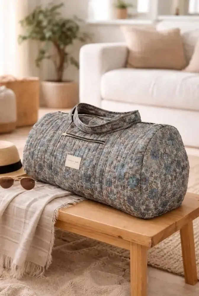 Bags and totes - Quilted sustainable sari bowling bag - I WAS A SARI