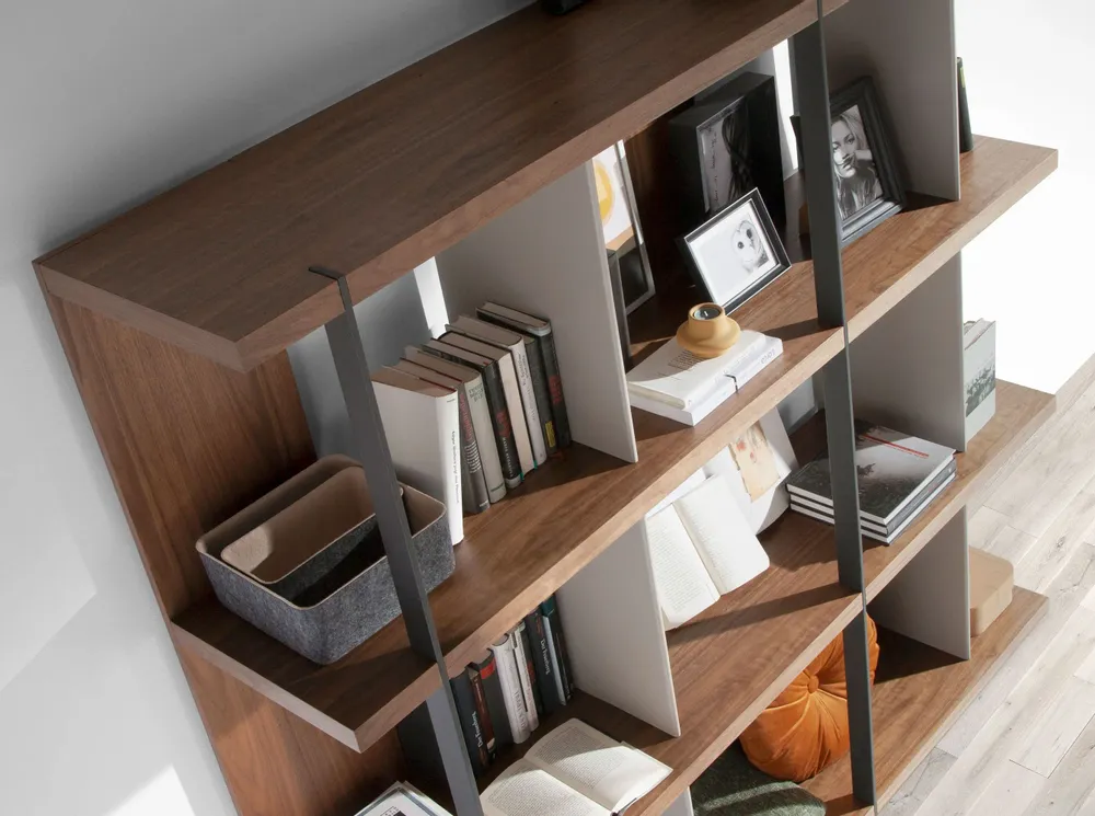 Office furniture and storage - Walnut and lacquered wood bookcase - ANGEL CERDÁ