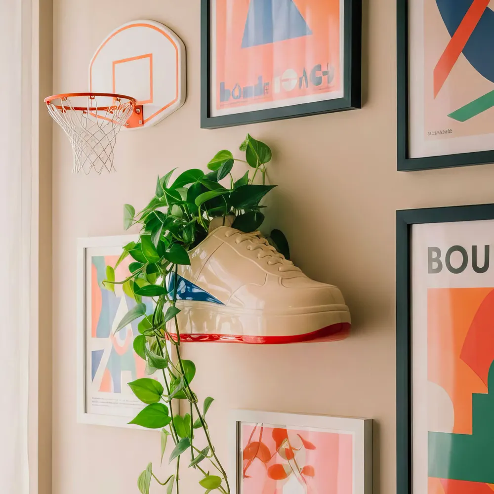 Vases - Vase Sneaker - UPSIDE STORIES