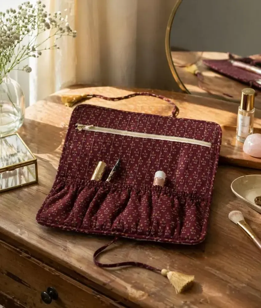 Bags and totes - Upcycled sari make-up pouch - I WAS A SARI